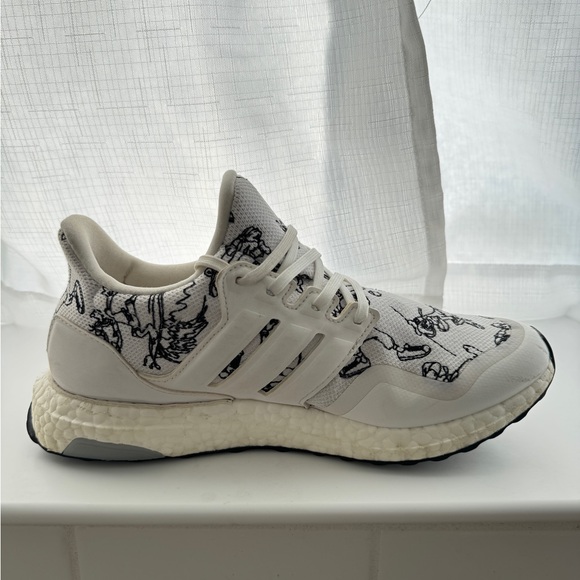 Adidas Disney Ultra Boost Goofy Sneakers - Picture 4 of 10